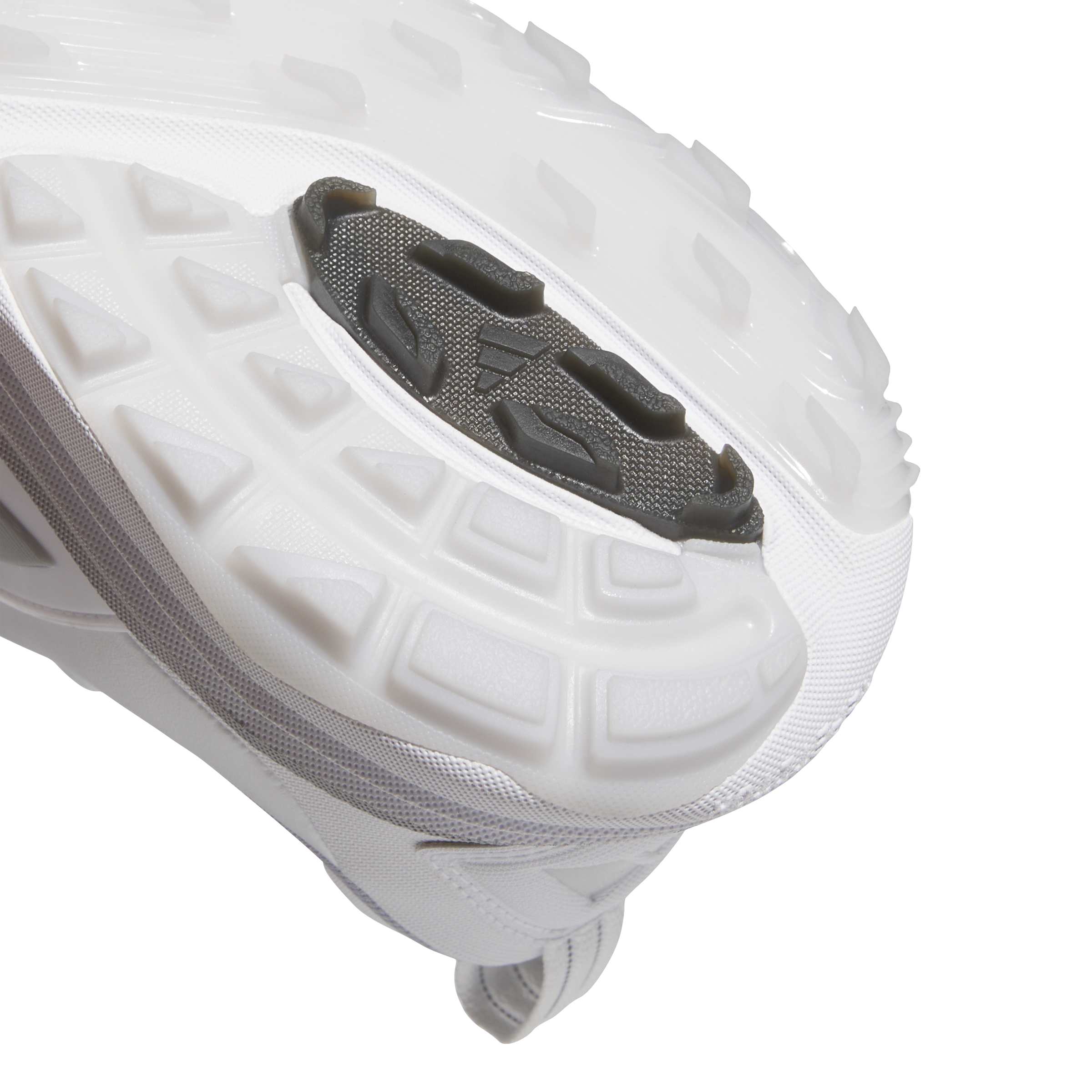 JP8401_8_FOOTWEAR_Photography_Detail View 1_white